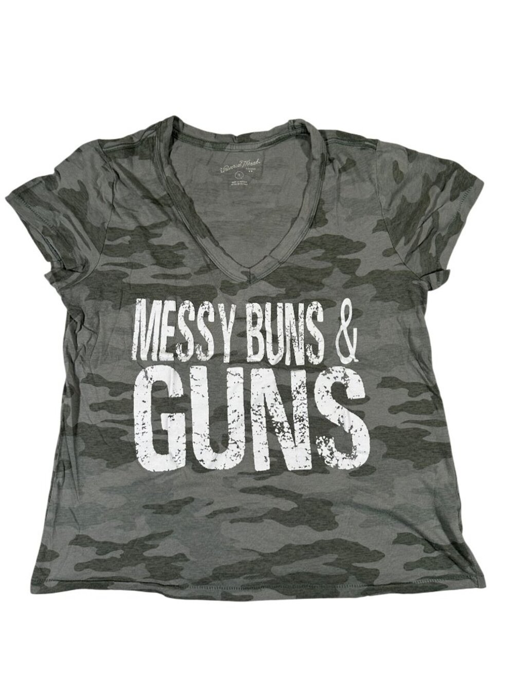 Universal Thread Camo Messy Buns & Guns Women’s V-Neck T-Shirt Size S Cotton Tee